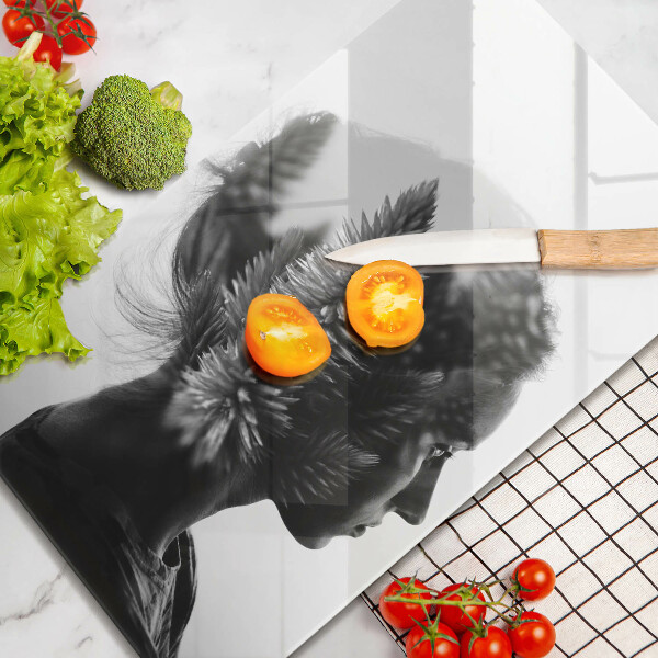 Skleněná krájecí deska Žena a les