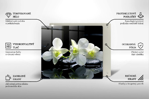 Skleněná krájecí deska Bílé květy v zenové vodě