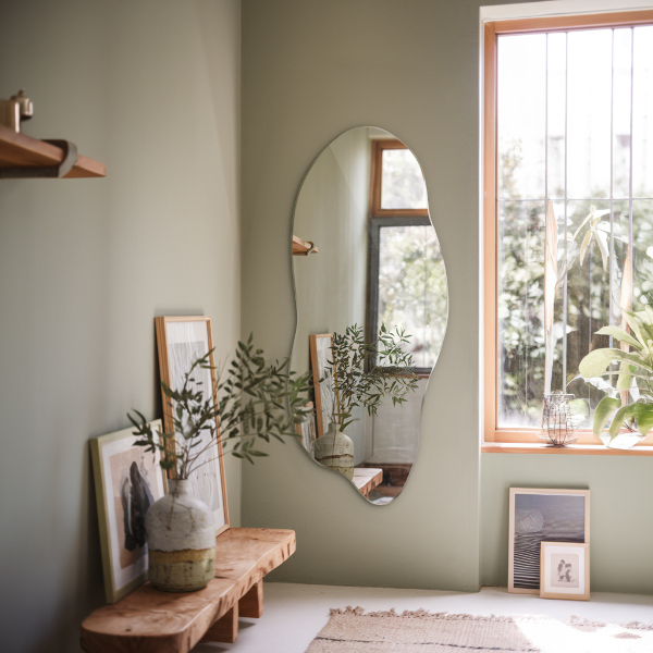 Nepravidelné zrcadlo moderní 45x100 cm