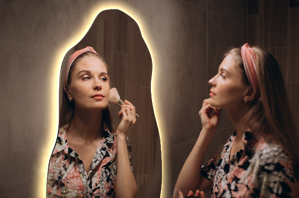 Organické zrcadlo s led impozantní 50x100 cm