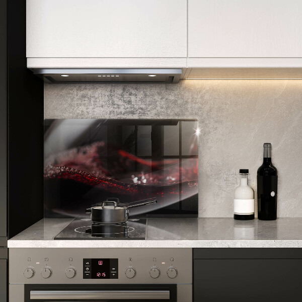 Skleněná deska za sporák Červené víno ve sklenici