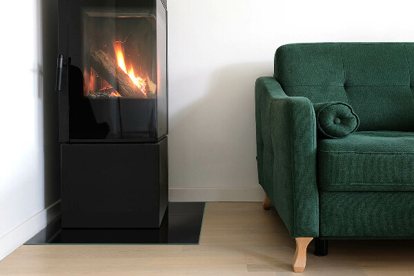 Čtvercové tvrzené sklo pod krbová kamna Barva Černá