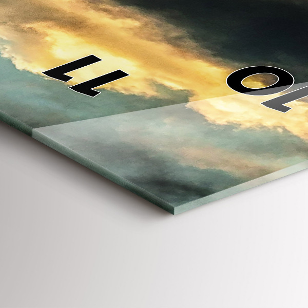 Vertikální skleněné hodiny Let balonu v mracích