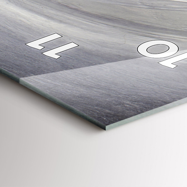 Vertikální skleněné hodiny Havran v měsíčním světle