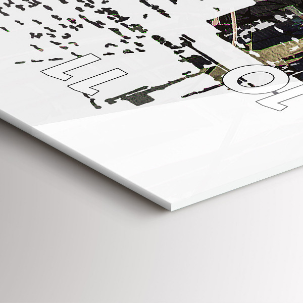 Vertikální skleněné hodiny New York