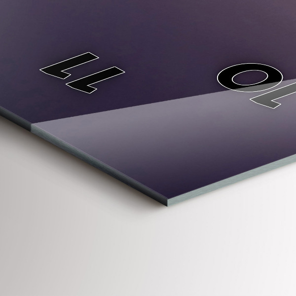 Vertikální skleněné hodiny Východní řeka v New Yorku