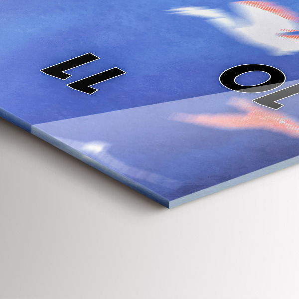 Vertikální skleněné hodiny Chlapec s křídly