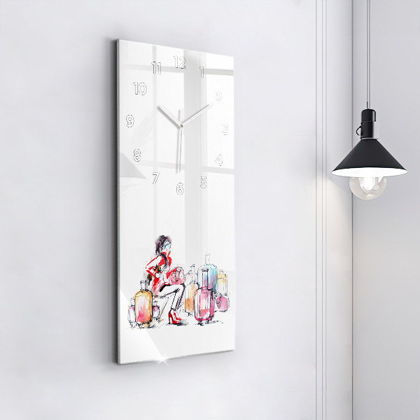 Vertikální skleněné hodiny Žena s kufry