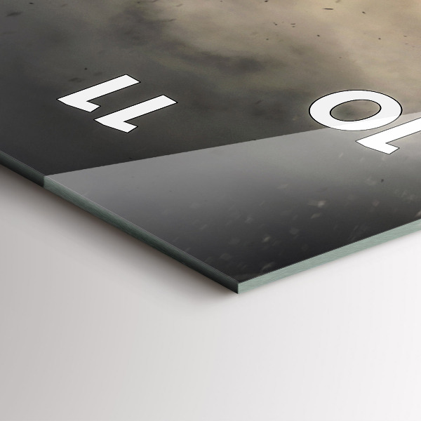 Vertikální skleněné hodiny Síla pěstí