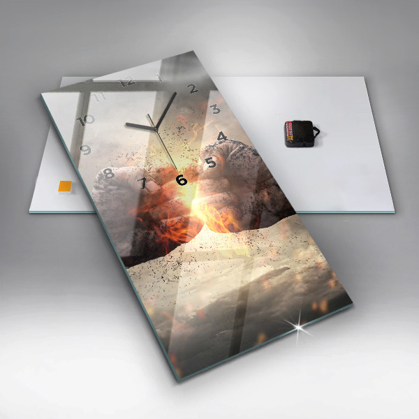 Vertikální skleněné hodiny Síla pěstí