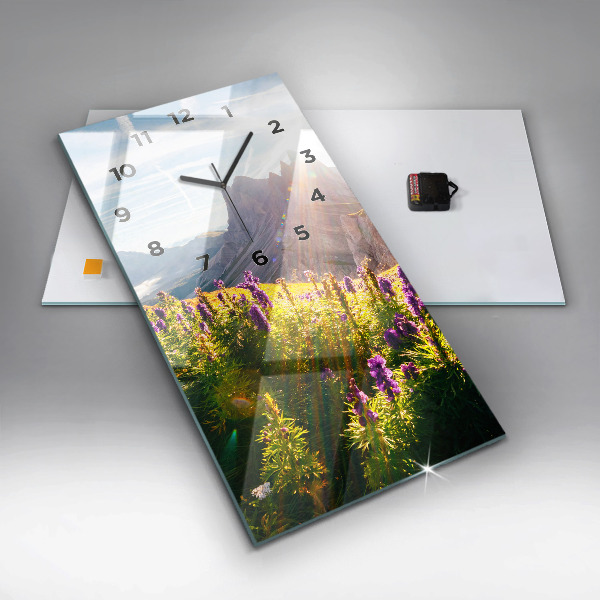 Vertikální nástěnné hodiny Levandulová louka