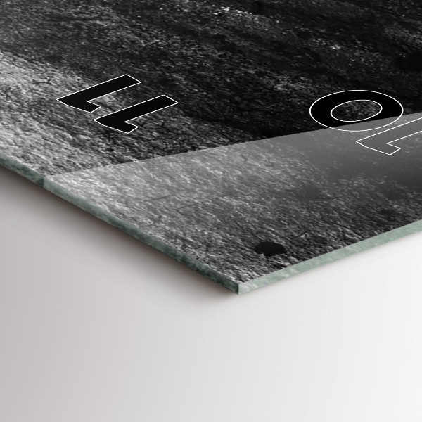 Vertikální nástěnné hodiny Žena v klobouku