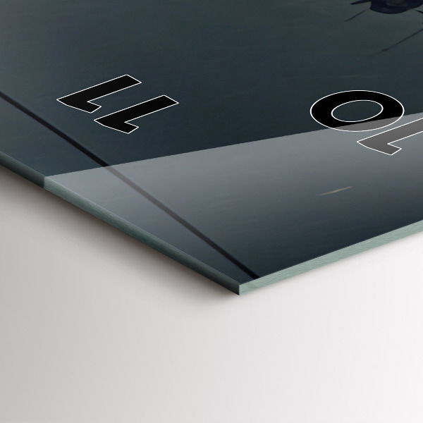 Vertikální skleněné hodiny Apokalyptická budova