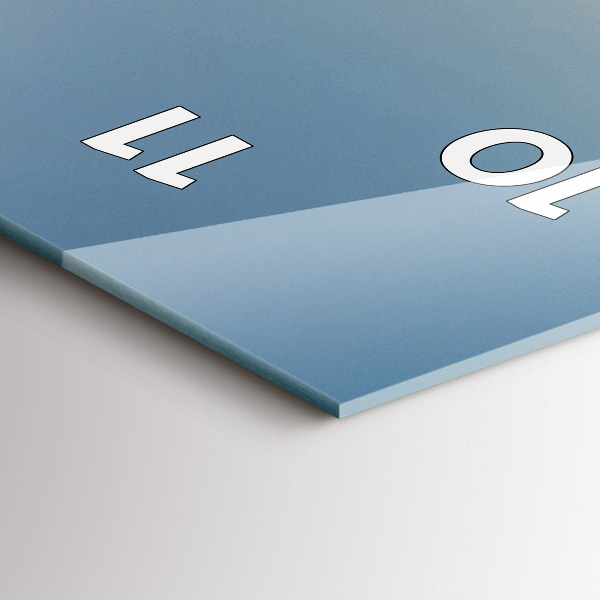 Vertikální skleněné hodiny Traktor na zemědělském poli