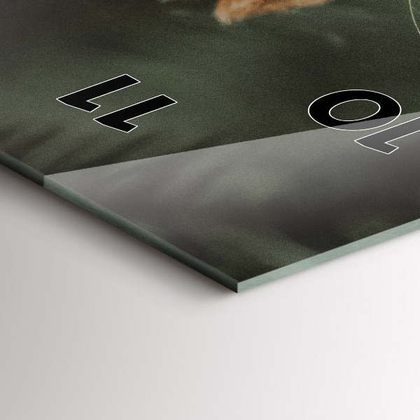 Vertikální nástěnné hodiny Veverka a divoká zvěř