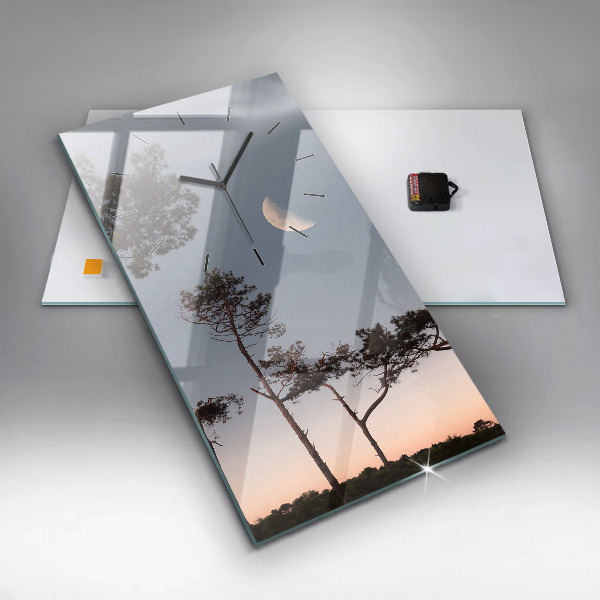 Vertikální nástěnné hodiny Půlměsíc a stromy