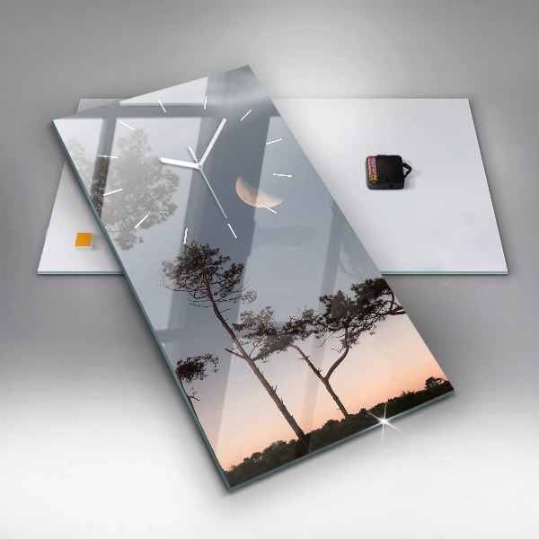 Vertikální nástěnné hodiny Půlměsíc a stromy