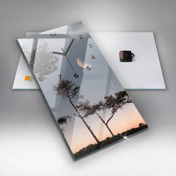 Vertikální nástěnné hodiny Půlměsíc a stromy