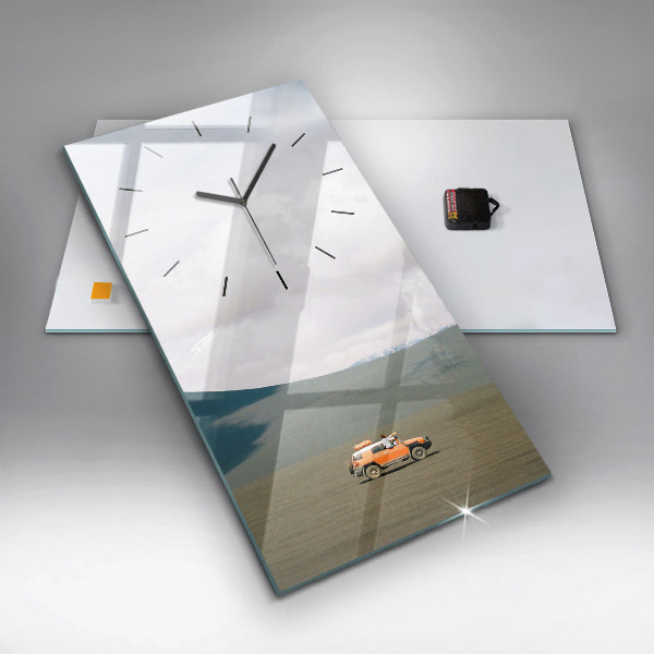 Vertikální nástěnné hodiny Vozidlo na Kamčatce