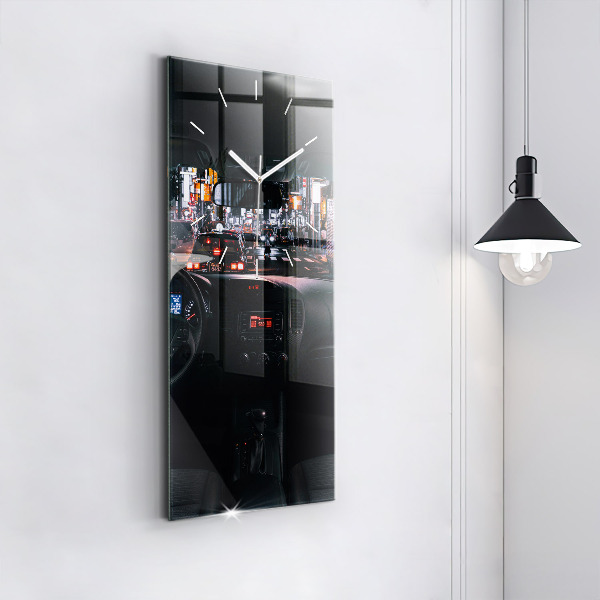 Vertikální nástěnné hodiny Auto v Tokiu