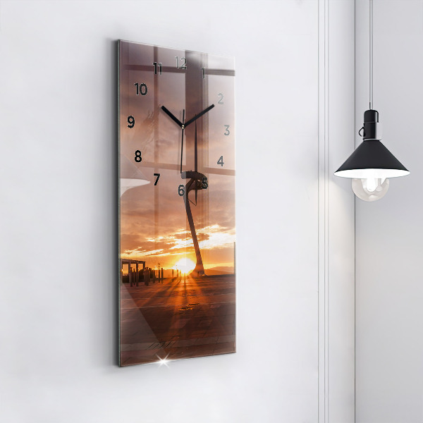 Vertikální skleněné hodiny Olympijský park v Barceloně