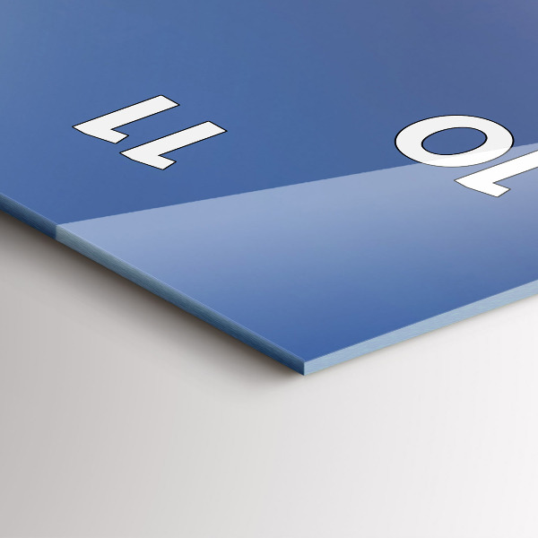 Vertikální nástěnné hodiny Winchesterský palác v Londýně