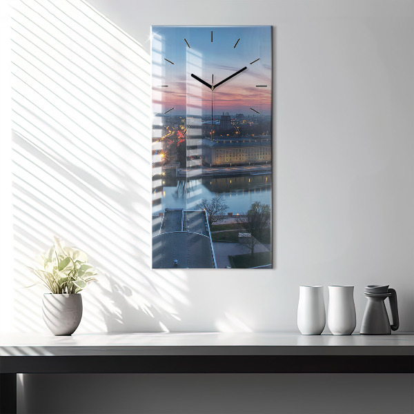 Vertikální skleněné hodiny Vratislav z dronu