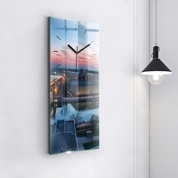 Vertikální skleněné hodiny Vratislav z dronu