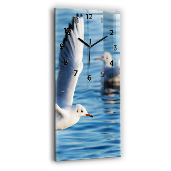 Vertikální skleněné hodiny Racci v Gdyni