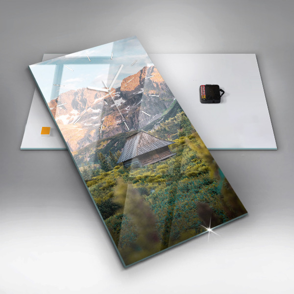 Vertikální nástěnné hodiny Chata v Tatrách