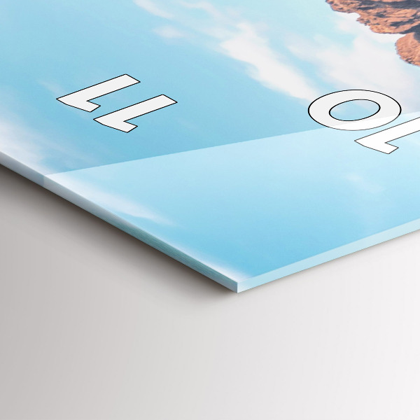 Vertikální nástěnné hodiny Chata v Tatrách