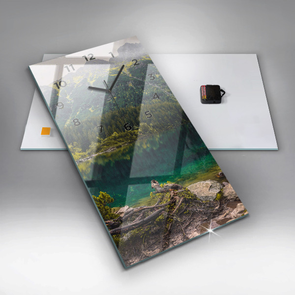 Vertikální nástěnné hodiny Morskie Oko v Tatrách