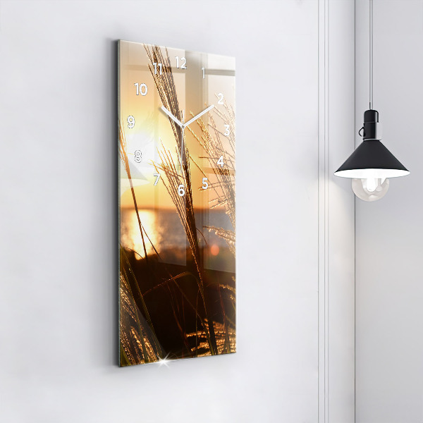 Vertikální nástěnné hodiny Pšeničná země ve zlatém slunci