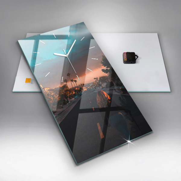 Vertikální nástěnné hodiny Žena na silnici