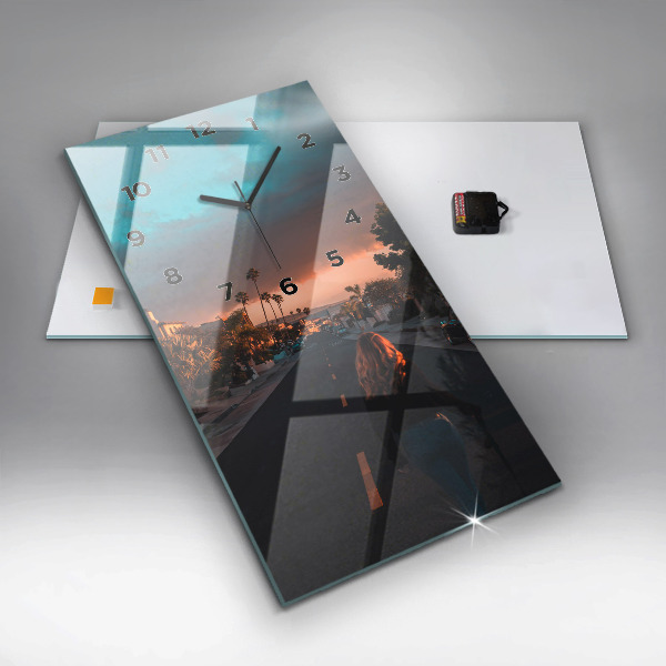 Vertikální nástěnné hodiny Žena na silnici