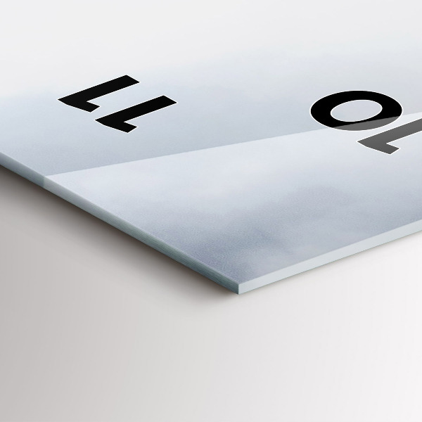 Vertikální nástěnné hodiny Milánský mrakodrap