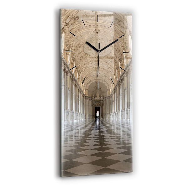 Vertikální nástěnné hodiny Muzeum La Veneria Reale