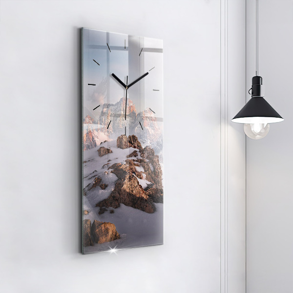 Vertikální nástěnné hodiny Hory pokryté sněhem