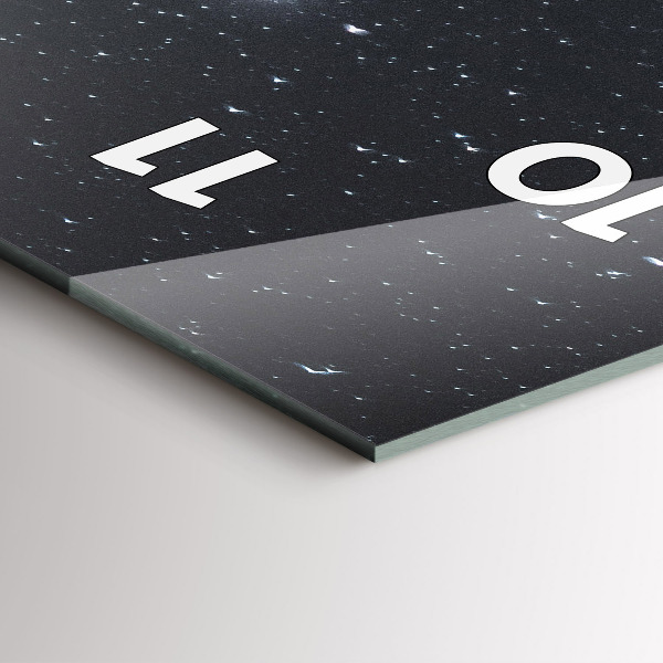 Vertikální nástěnné hodiny Hory pod hvězdami