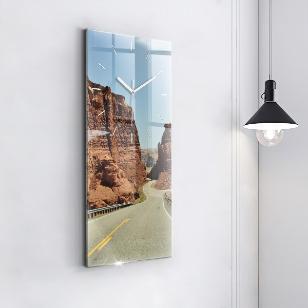 Vertikální nástěnné hodiny Route 66 v USA