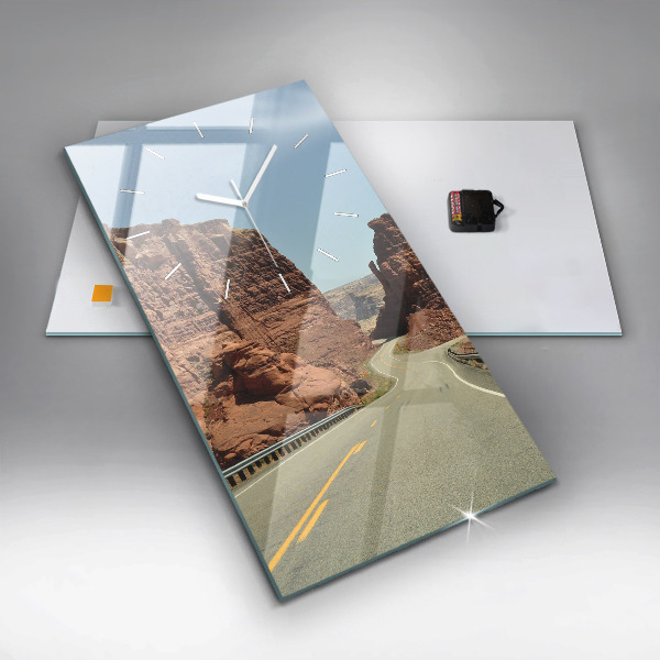 Vertikální nástěnné hodiny Route 66 v USA