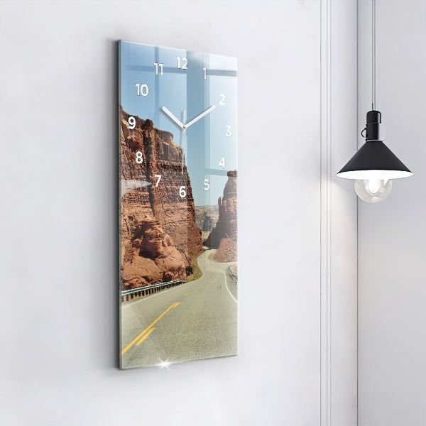 Vertikální nástěnné hodiny Route 66 v USA