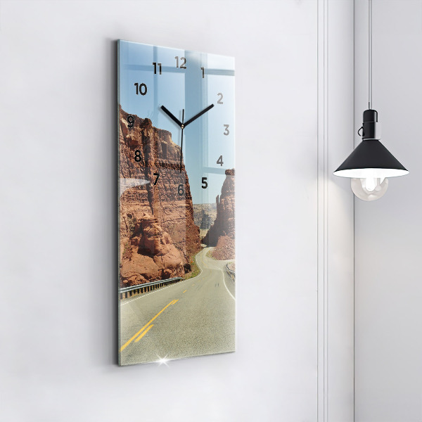 Vertikální nástěnné hodiny Route 66 v USA