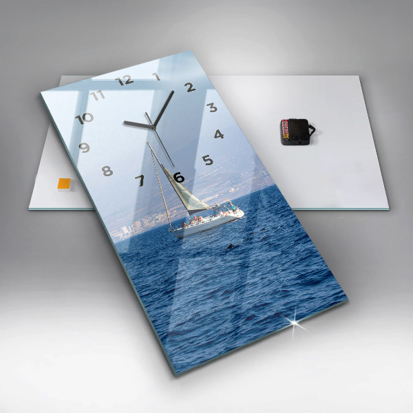 Vertikální nástěnné hodiny Jachta na Tenerife