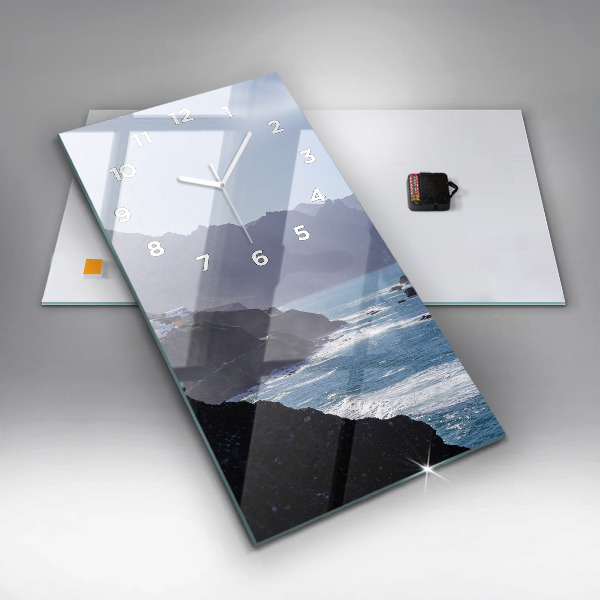 Vertikální nástěnné hodiny Hory u oceánu
