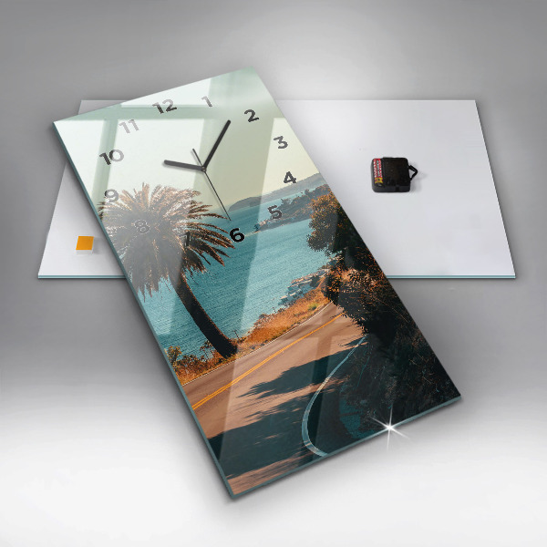 Vertikální nástěnné hodiny Palmy v Malibu