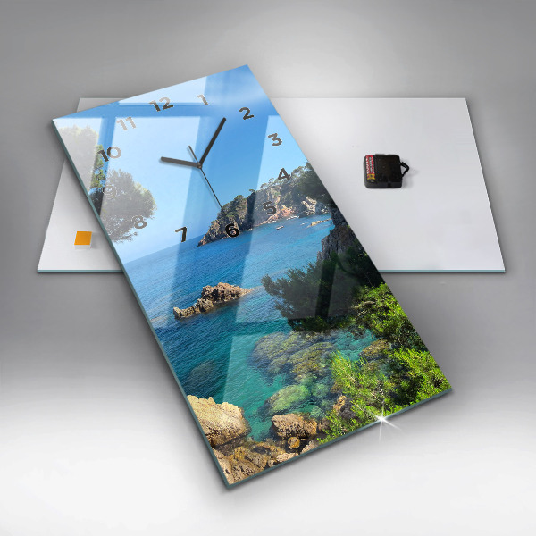 Vertikální nástěnné hodiny Pobřeží Costa Brava