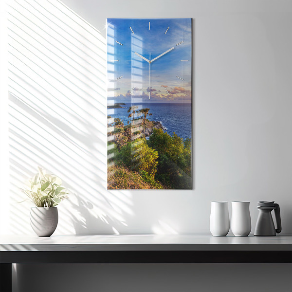 Vertikální skleněné hodiny Phuket v Thajsku