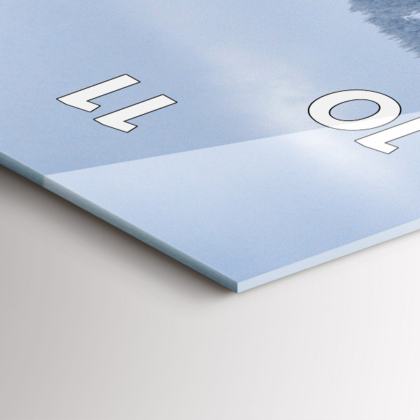 Vertikální skleněné hodiny České Krkonoše v zimě