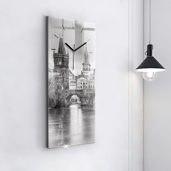 Vertikální skleněné hodiny Karlův most v Praze